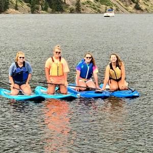 Meet your Posher, Abbey